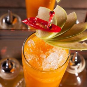 Коктейль Зомби: лучшие рецепты приготовления, рекомендации по подаче. Готовим американский коктейль в домашних условиях!